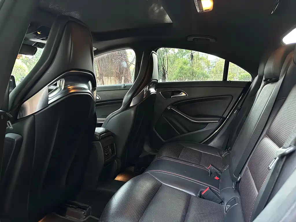 Mercedes-Benz CLA AMG — миниатюра 6