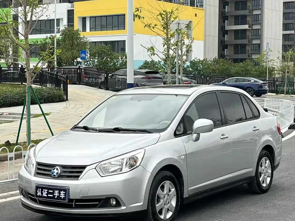 Купить Venucia D50