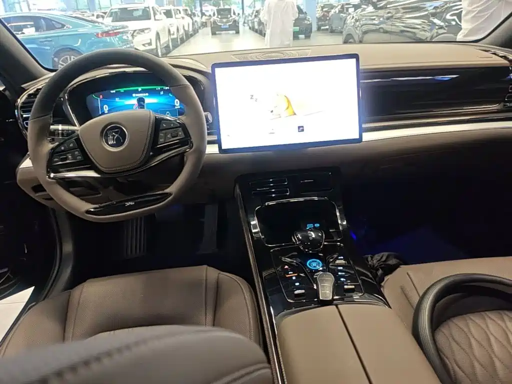 BYD Han — миниатюра 10