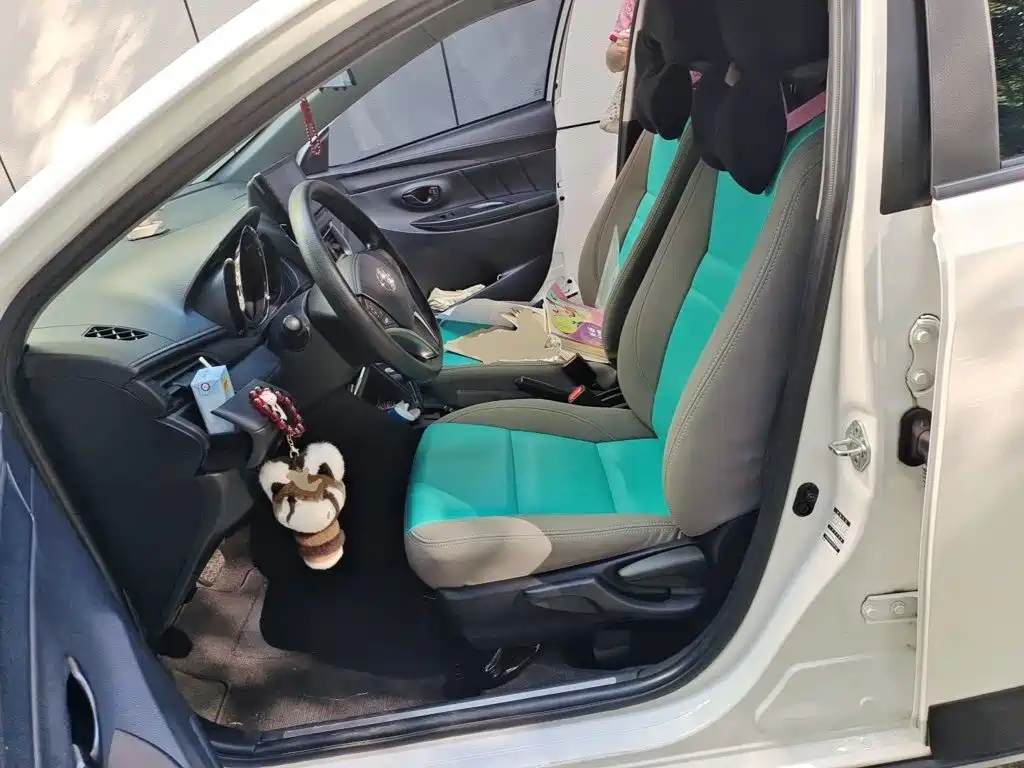 Toyota Yaris L — миниатюра 11