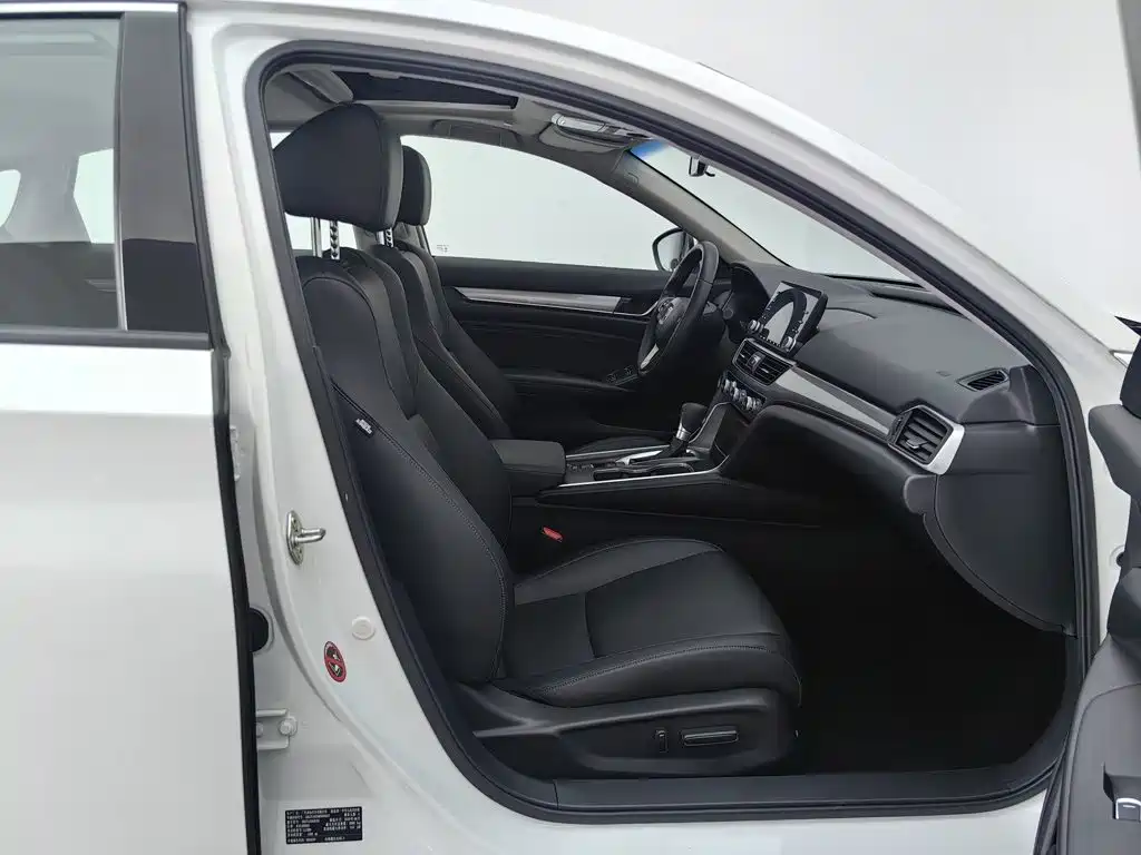 Honda Accord — миниатюра 23