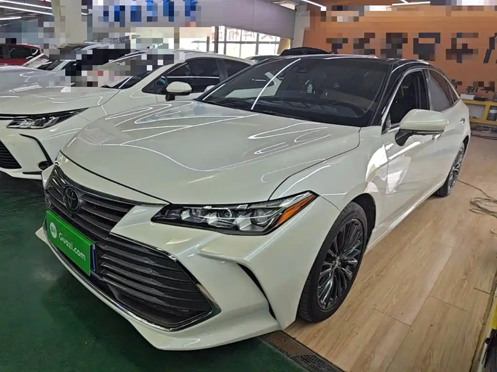Toyota Avalon 2020