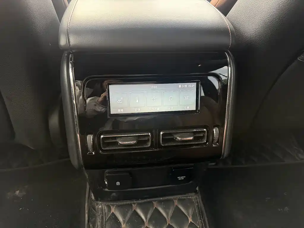 Lincoln Aviator — миниатюра 14