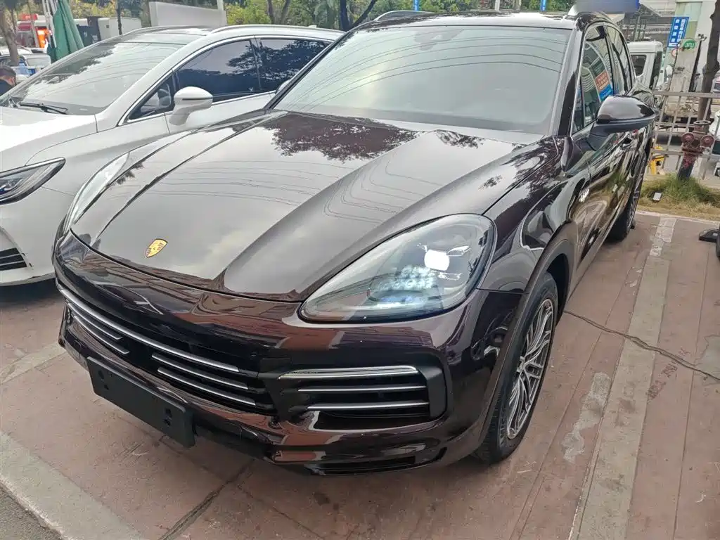 Porsche Cayenne Hybrid 2019