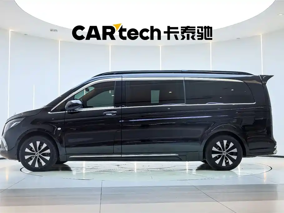 Mercedes-Benz Vito 2021 2.0T Elite 7 мест