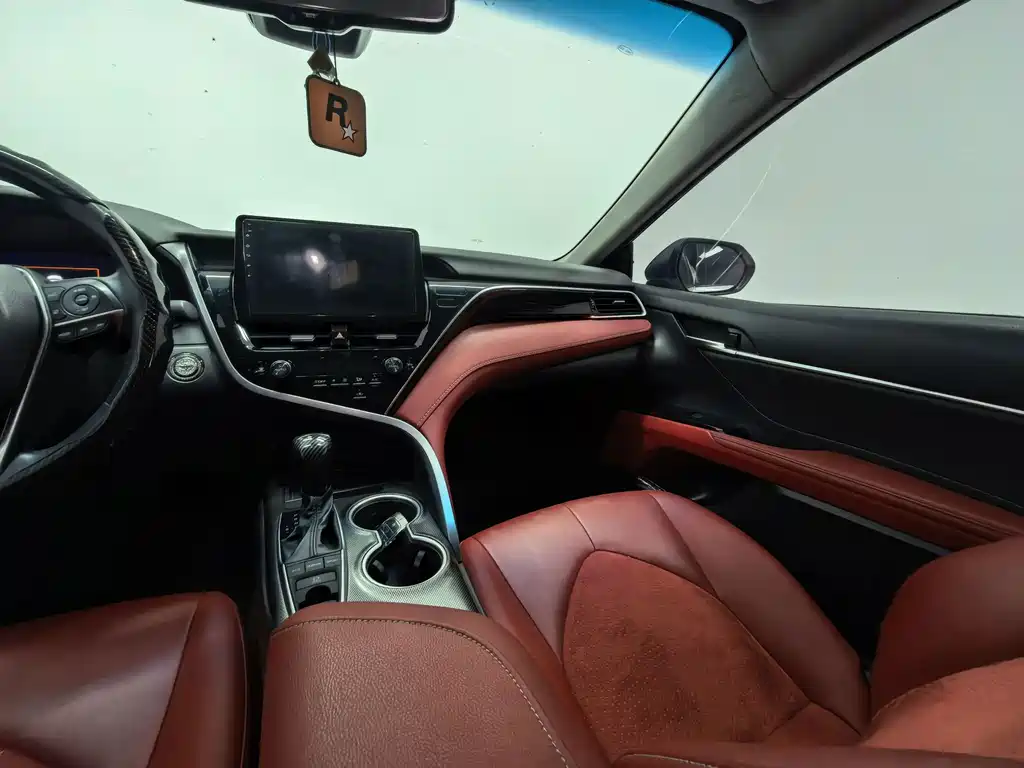 Toyota Camry — миниатюра 15