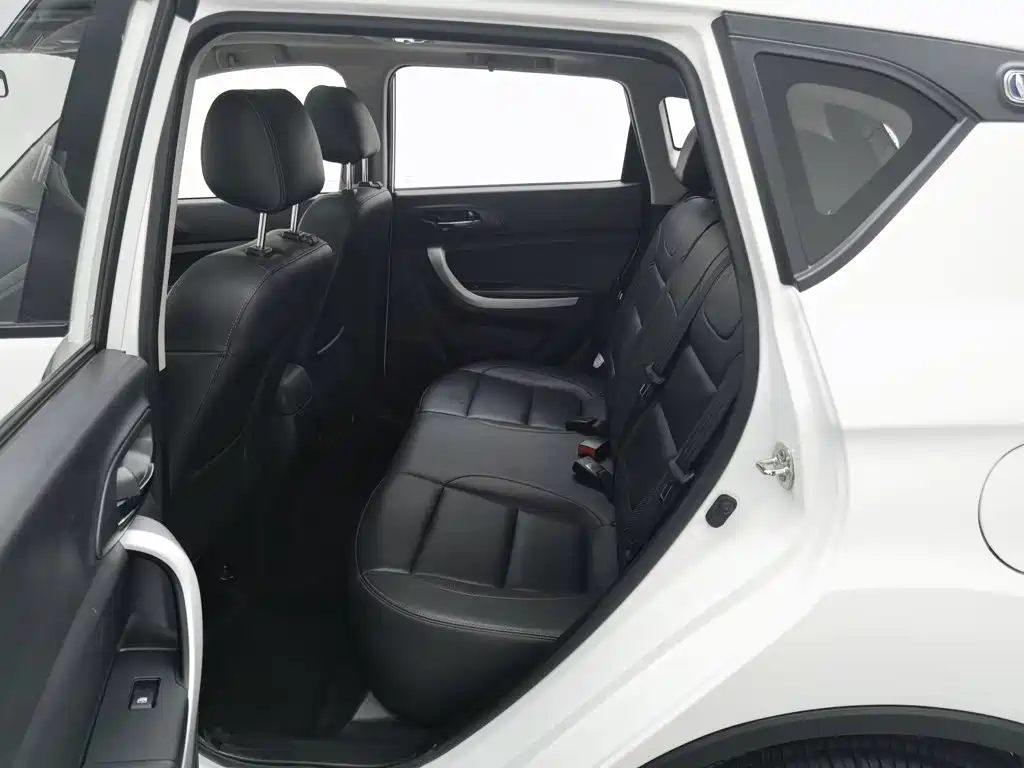 Changan CS35 — миниатюра 15