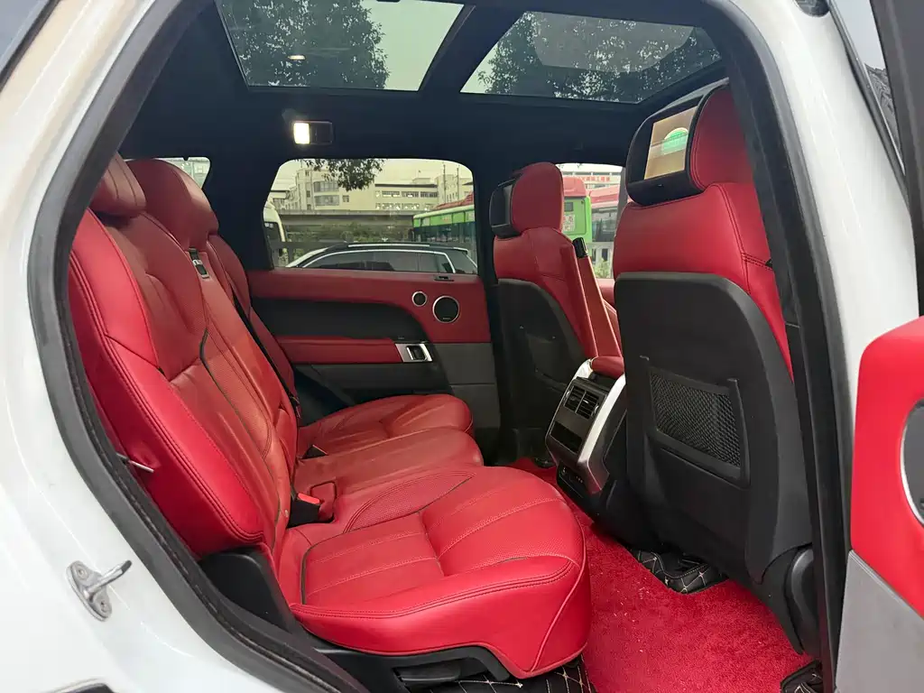 Land Rover Sport — миниатюра 10
