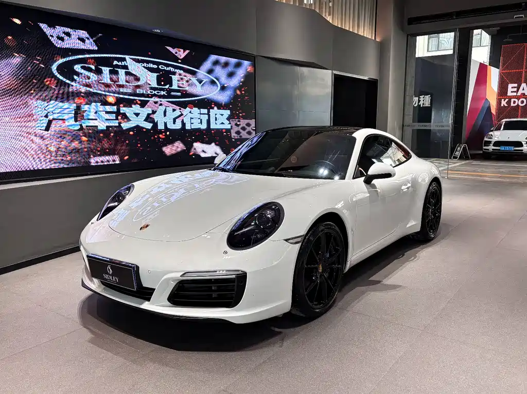 Porsche 911 2019