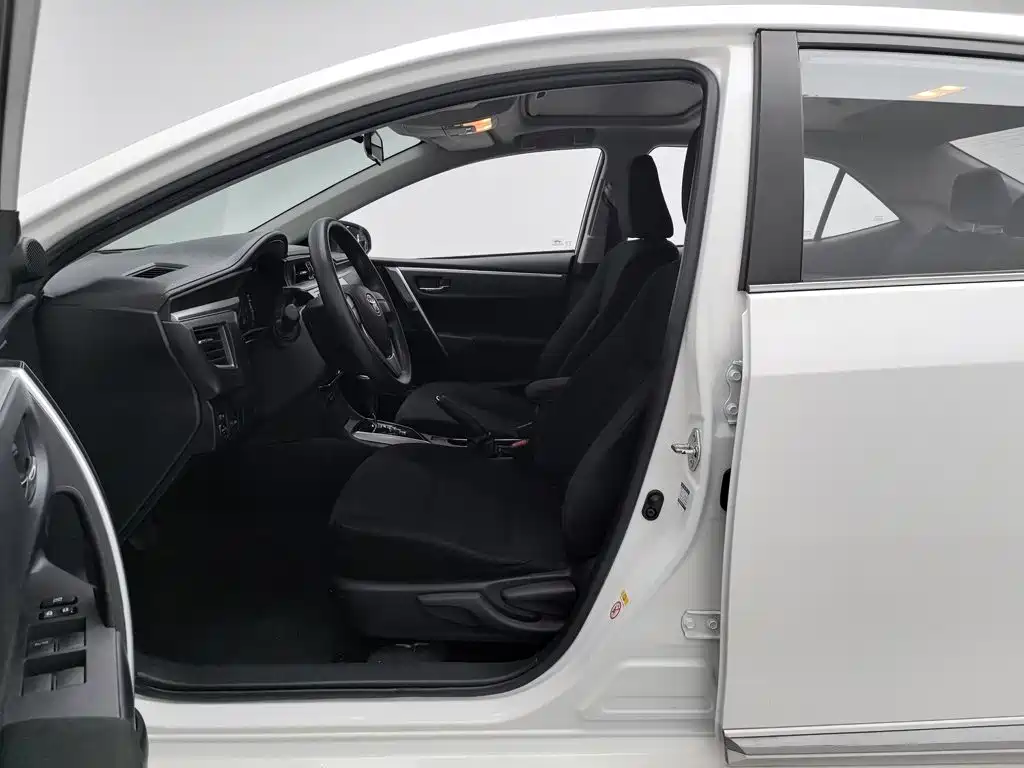 Toyota Corolla — миниатюра 10