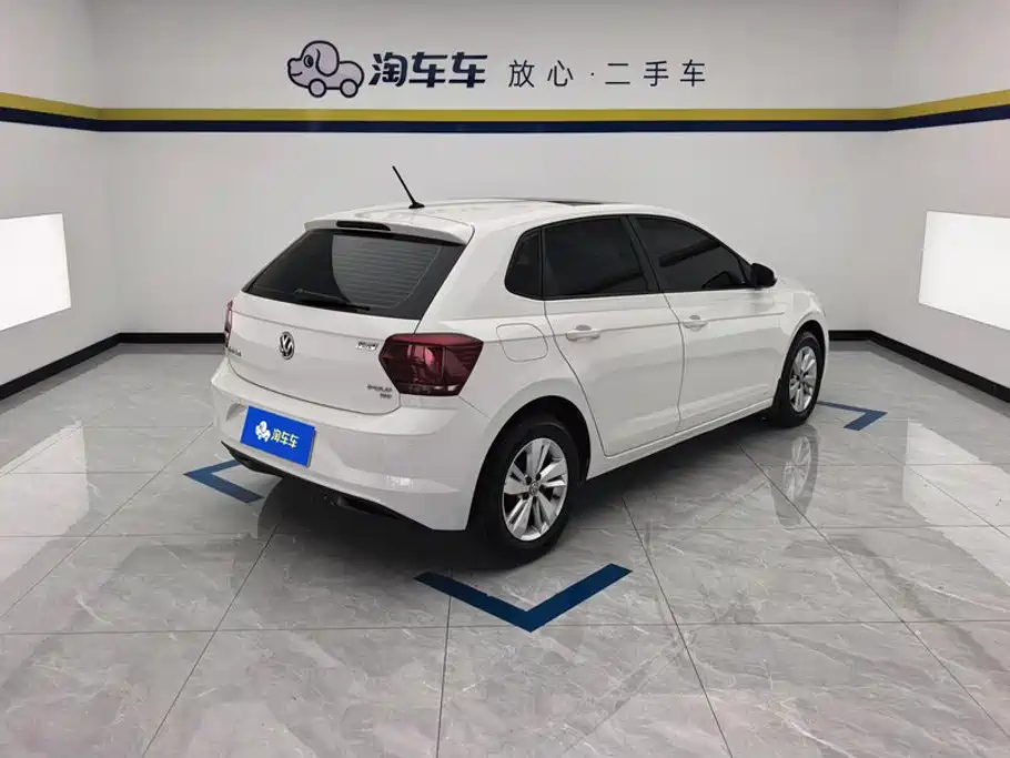 Volkswagen Polo Plus 1.5L Auto Panoramic Joy Edition, фото 3