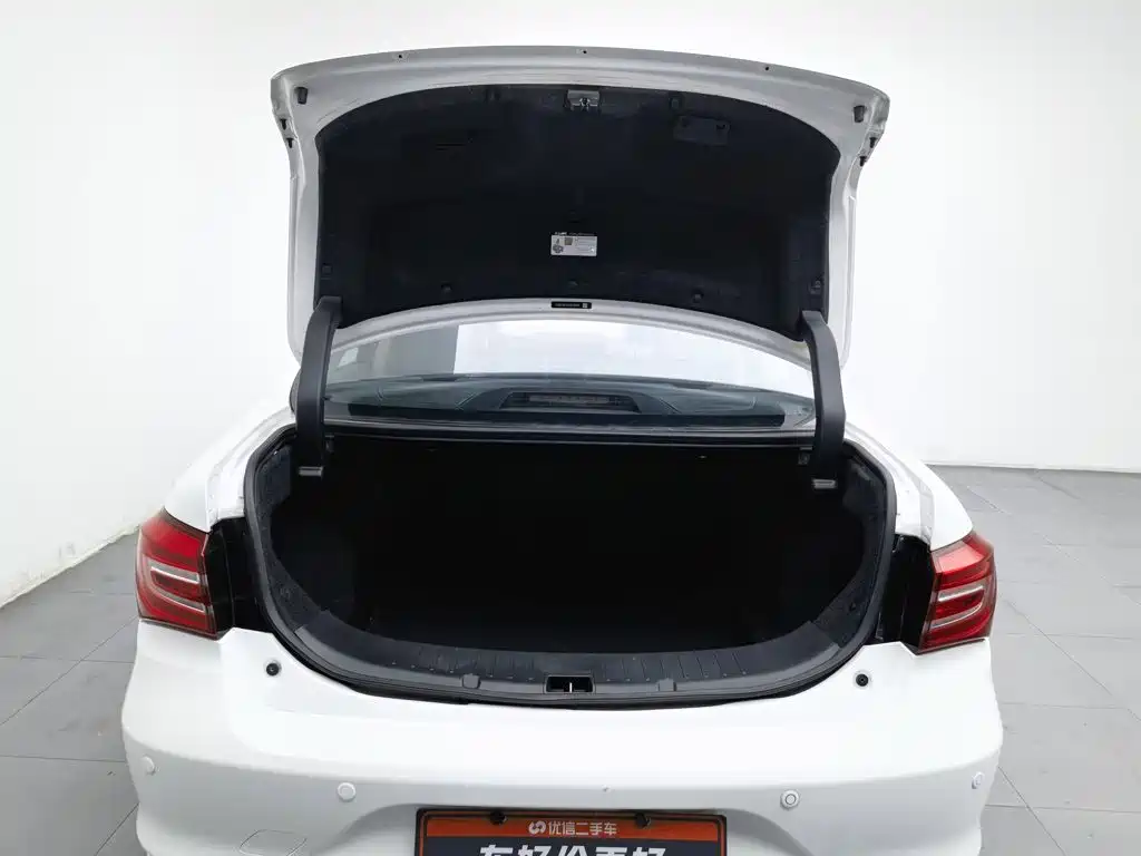BYD Qin NEV — миниатюра 16
