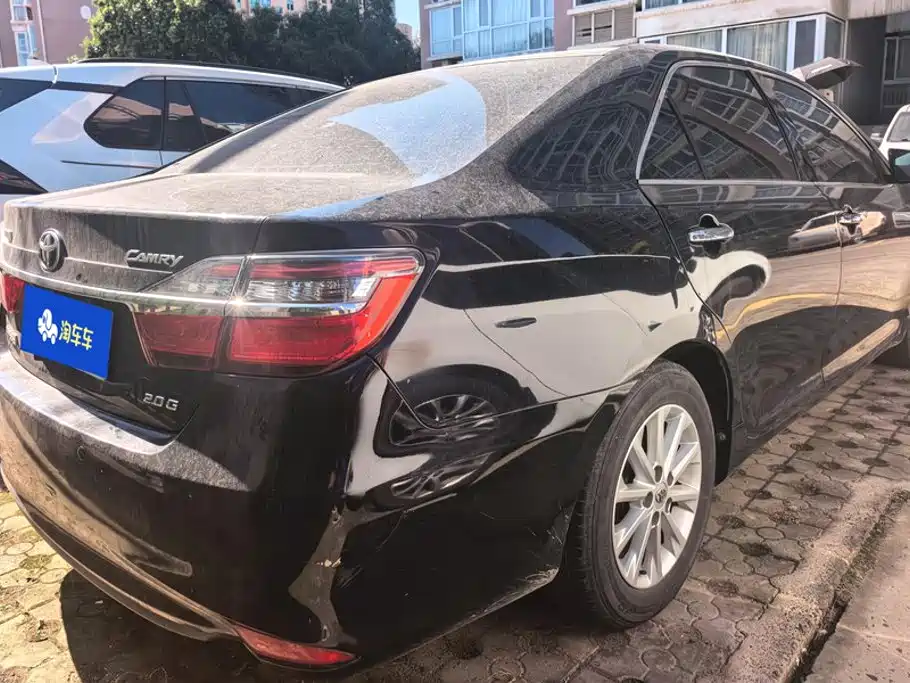 Toyota Camry — миниатюра 3
