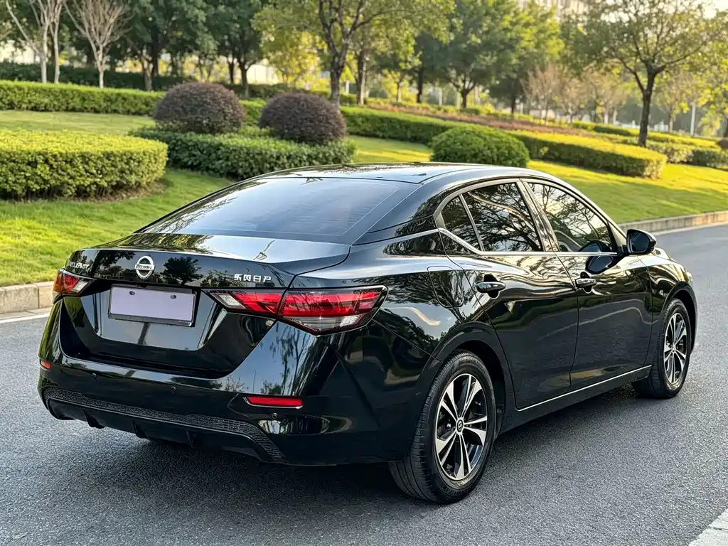 Nissan Sylphy — миниатюра 8