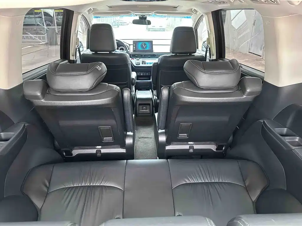 Honda Odyssey — миниатюра 7