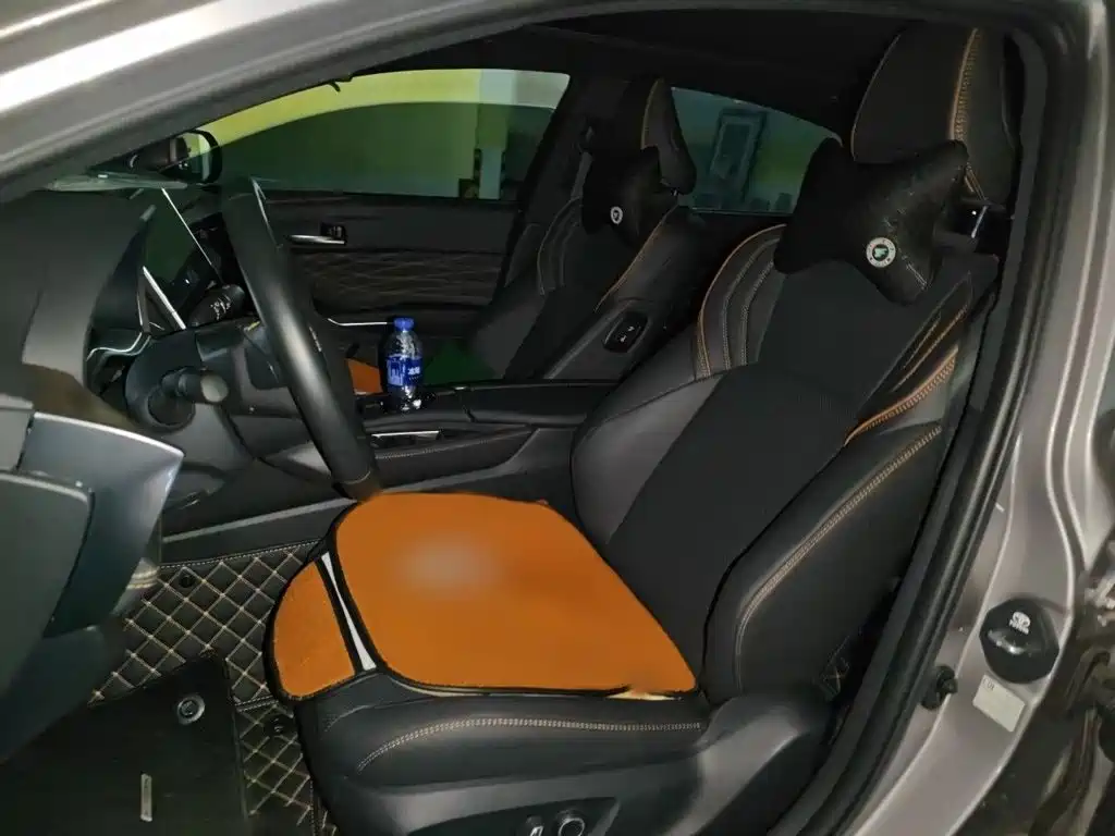 Toyota Avalon — миниатюра 8