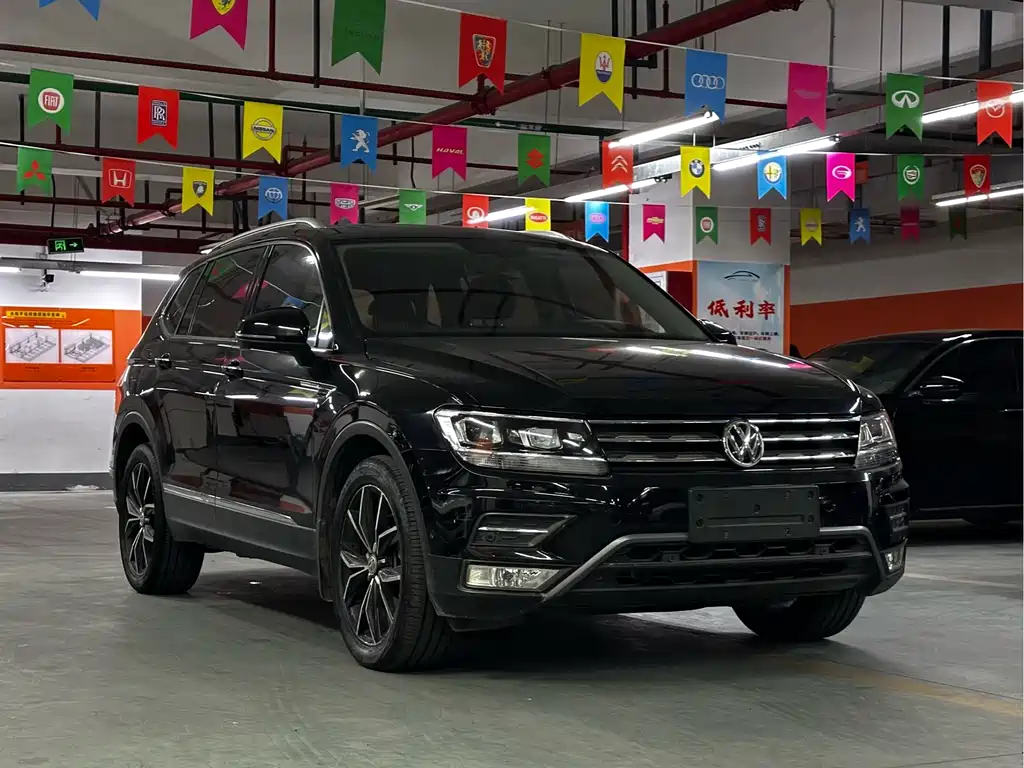 Volkswagen Tiguan L L 2019 330TSI AT Luxury VI