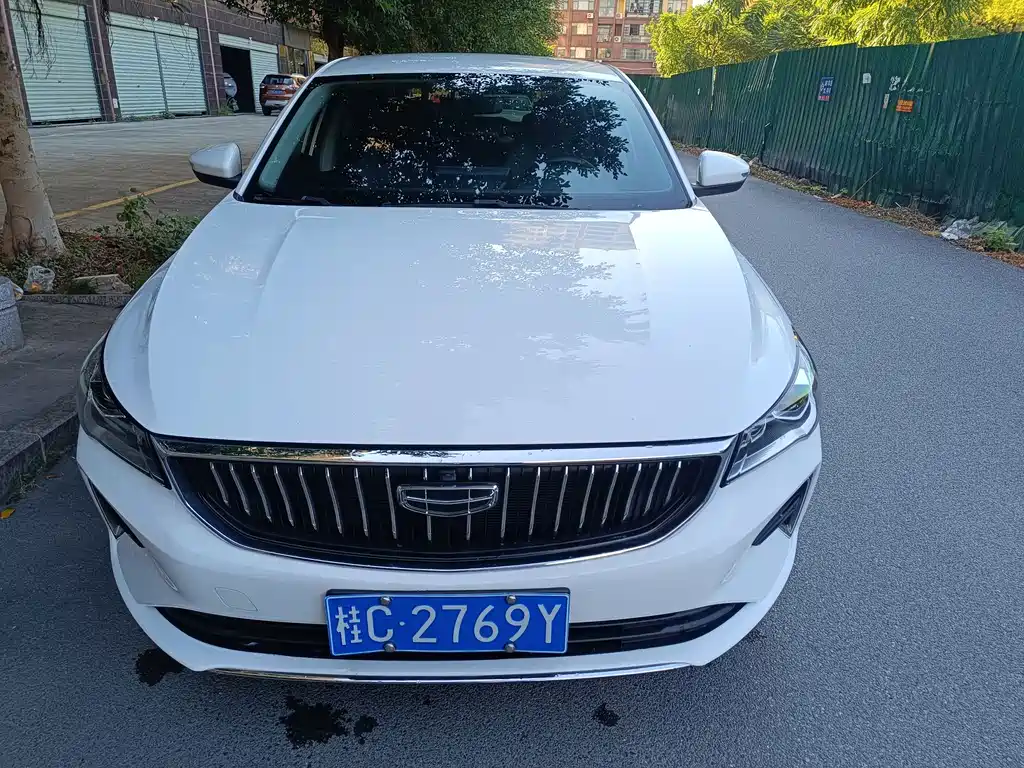 Geely Emgrand — миниатюра 2