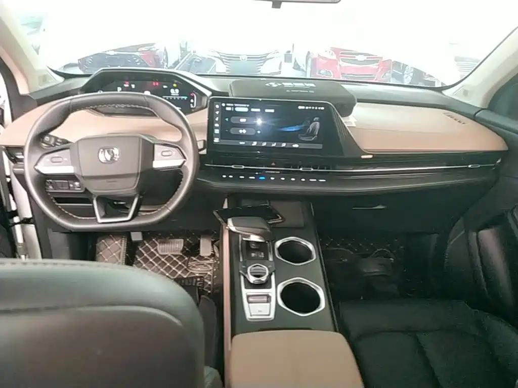 Changan CS55PLUS — миниатюра 10