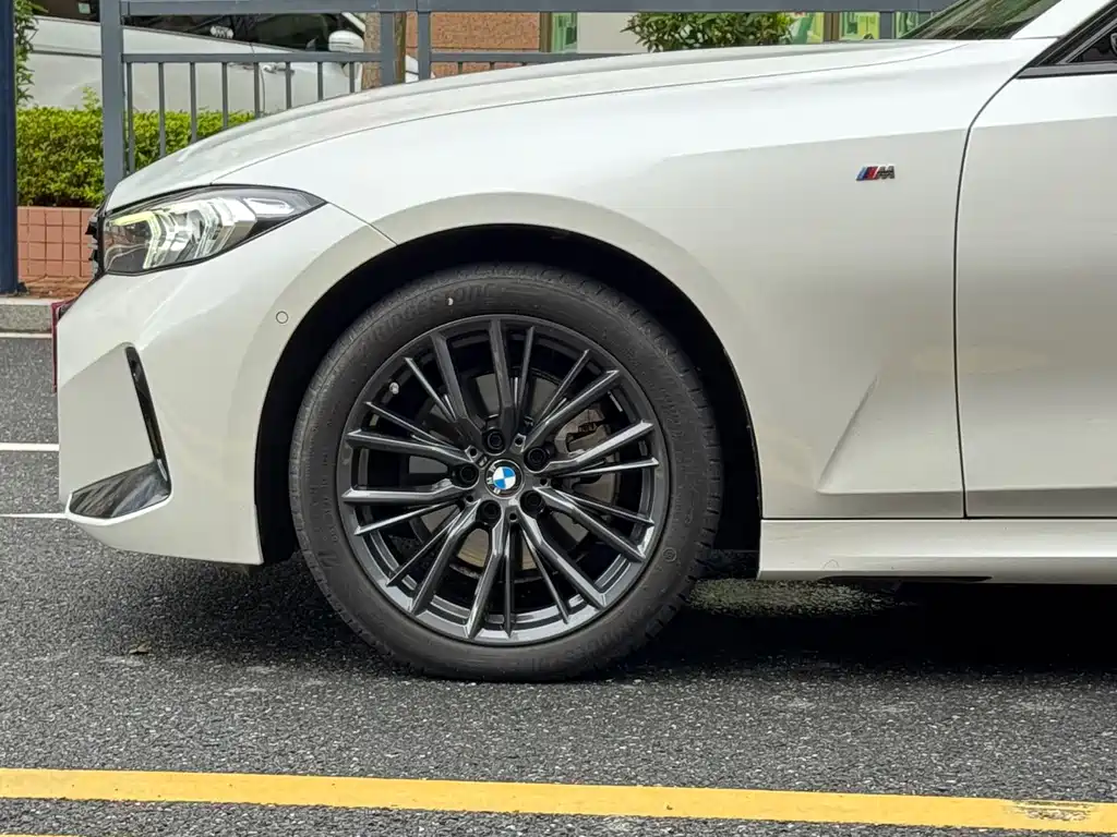 BMW 3 Series — миниатюра 26