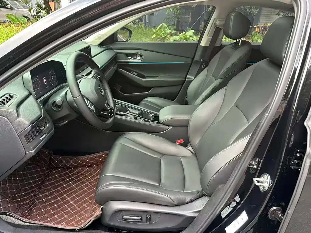 Honda Accord — миниатюра 11