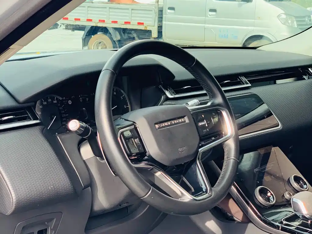 Land Rover Velar — миниатюра 14