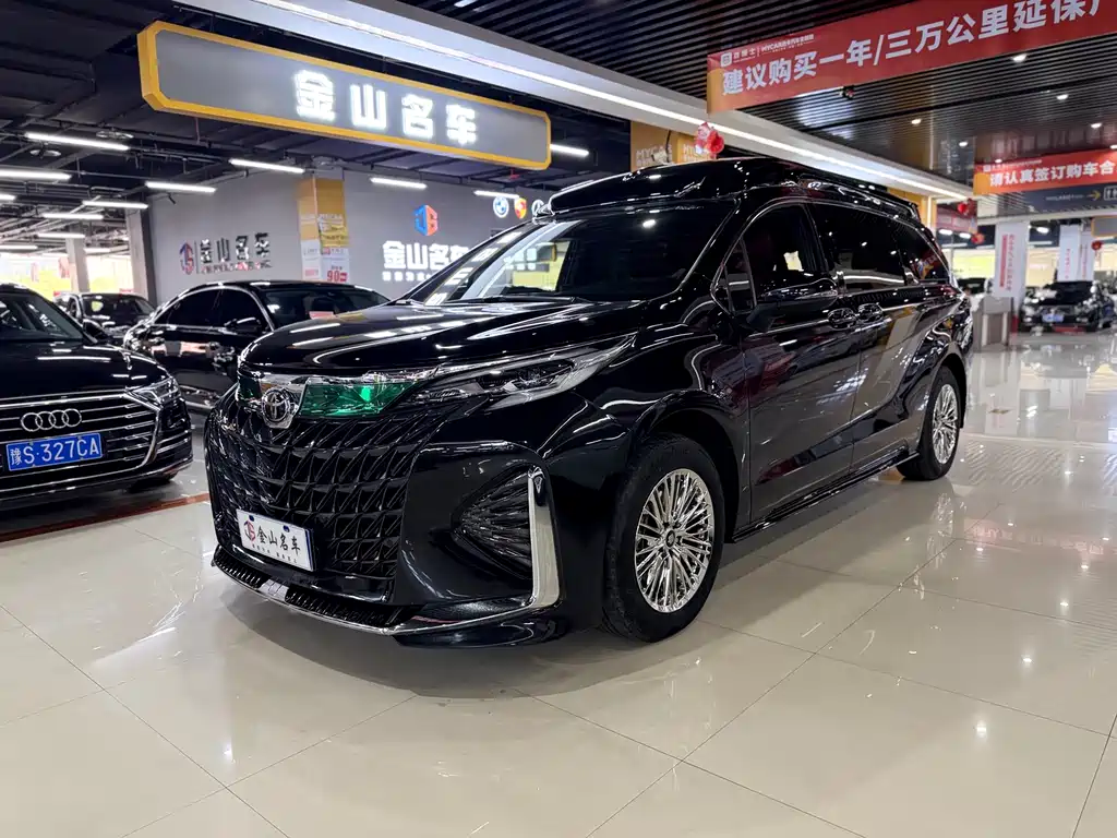 Toyota Sienna 2025