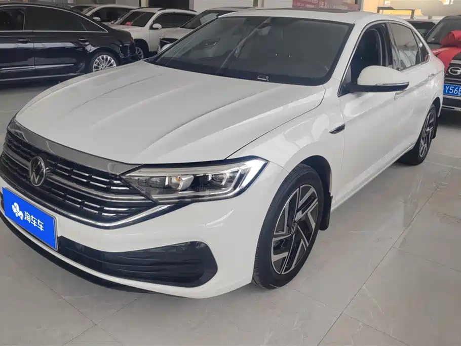 Volkswagen Sagitar 2024
