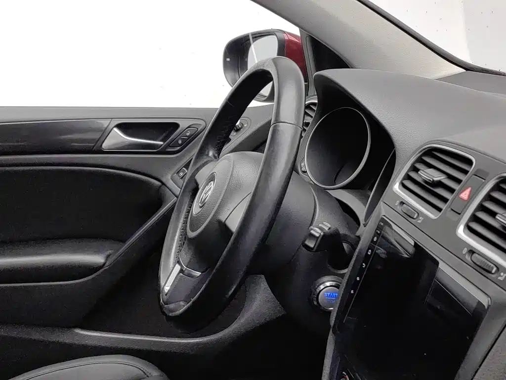 Volkswagen Golf — миниатюра 22
