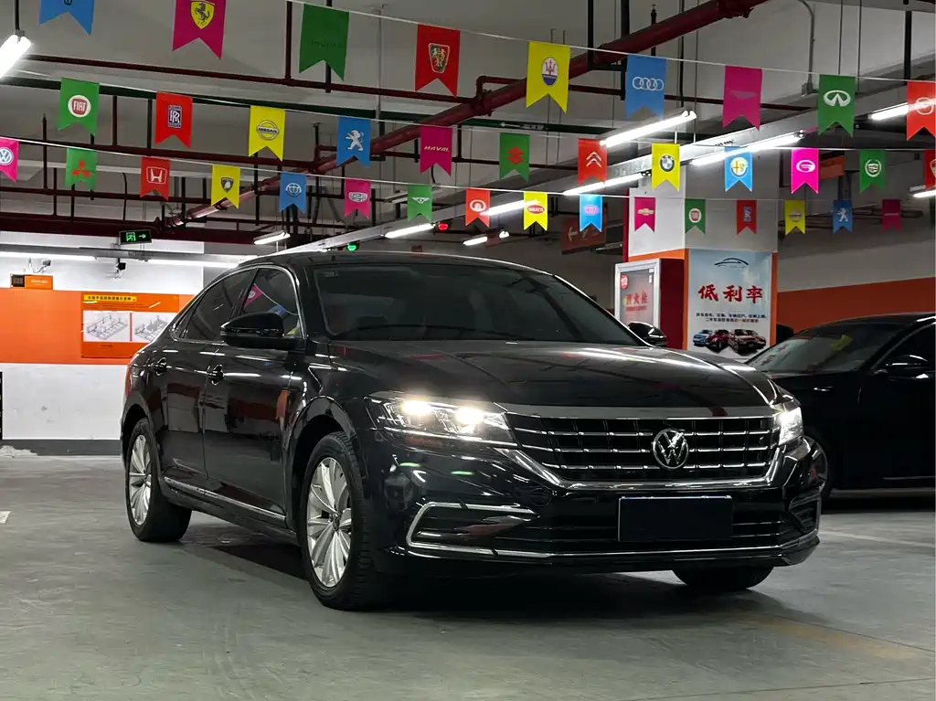 Volkswagen Passat 2021 330TSI Elite