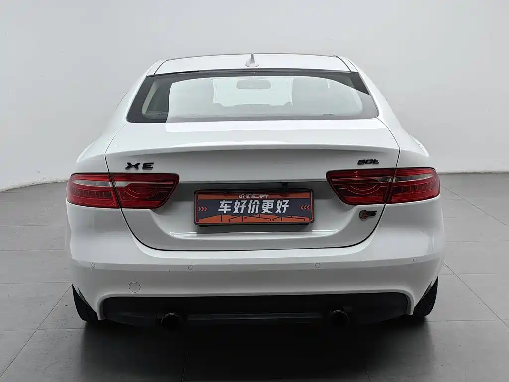 Jaguar XE — миниатюра 4