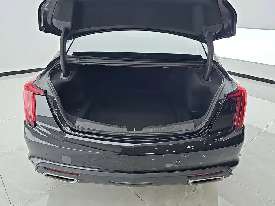 Cadillac CT5 — миниатюра 4