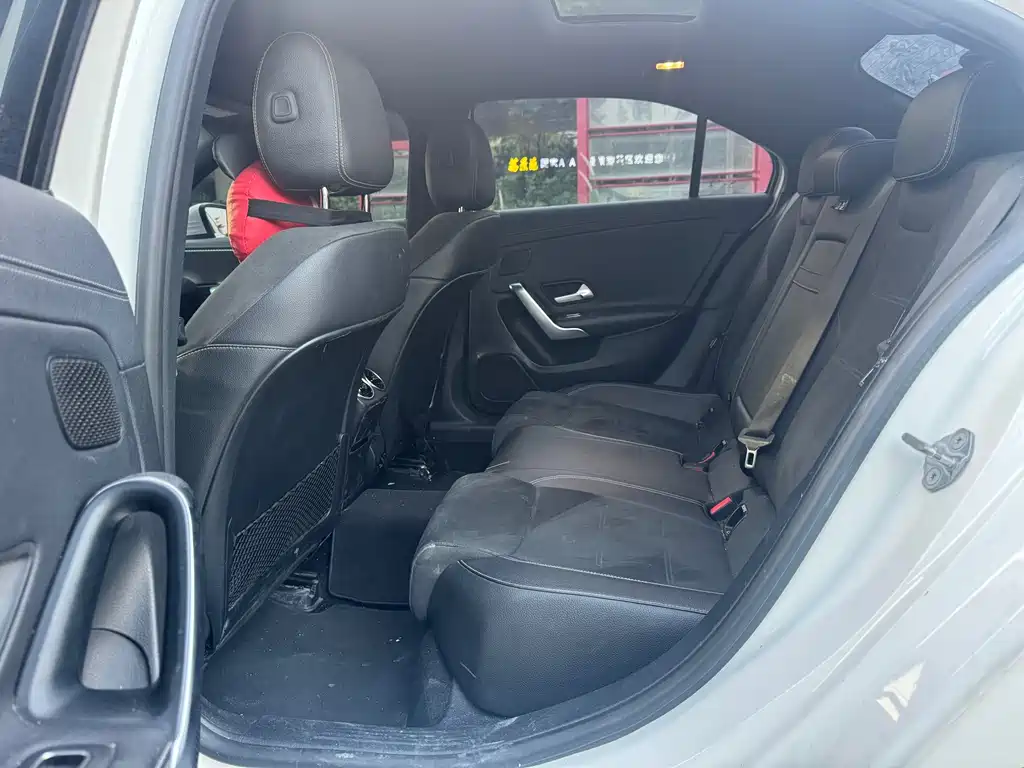 Mercedes-Benz A-Class — миниатюра 13