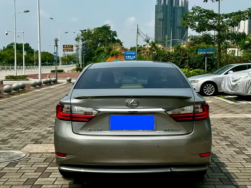 Lexus ES 2015 200 Elite