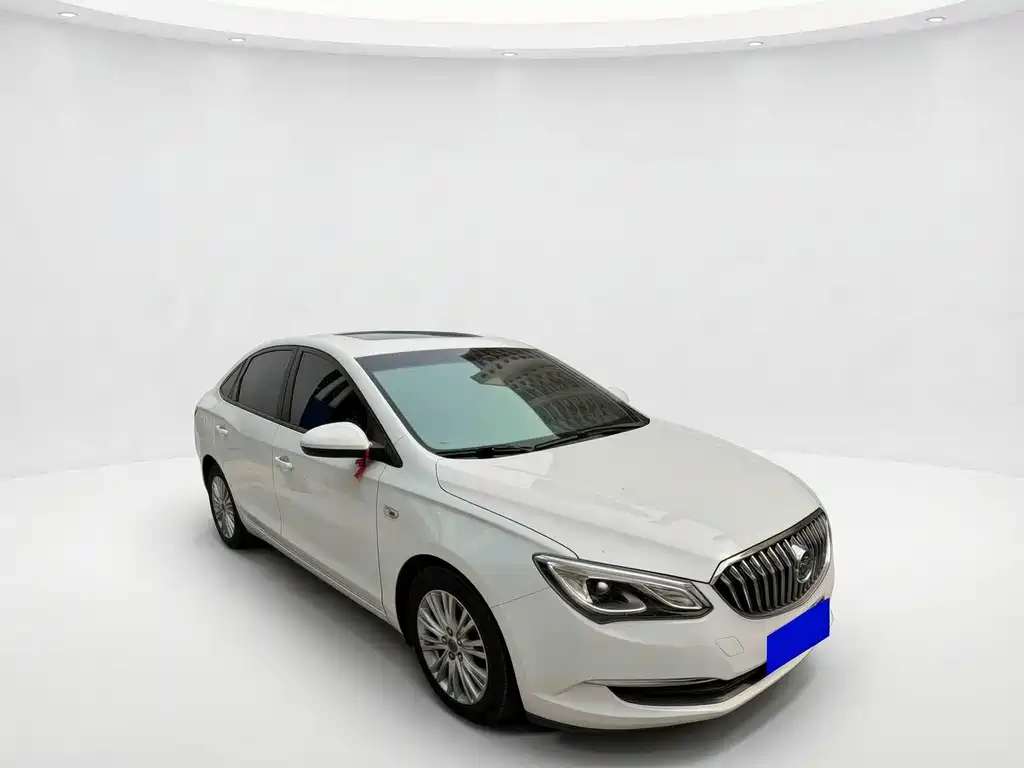 Buick Excelle — миниатюра 3