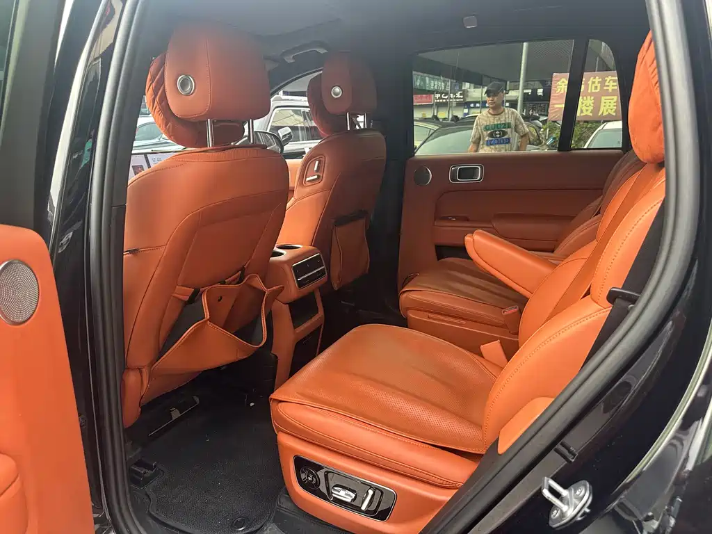 Li Auto Li L8 — миниатюра 10