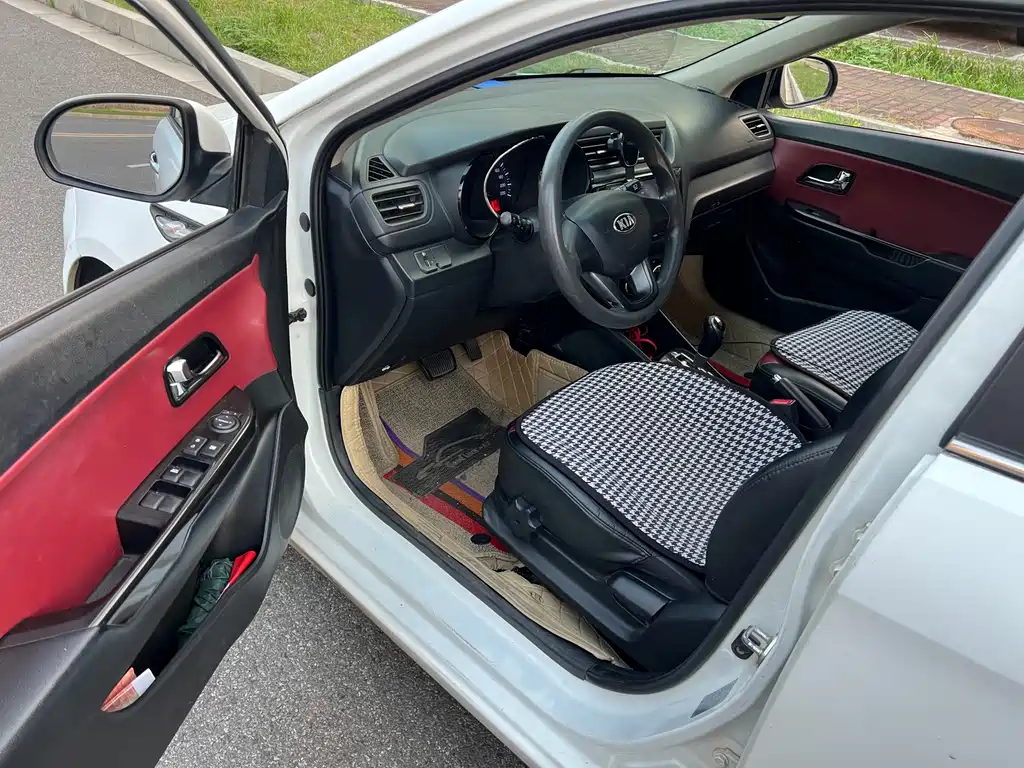 Kia K2 — миниатюра 7