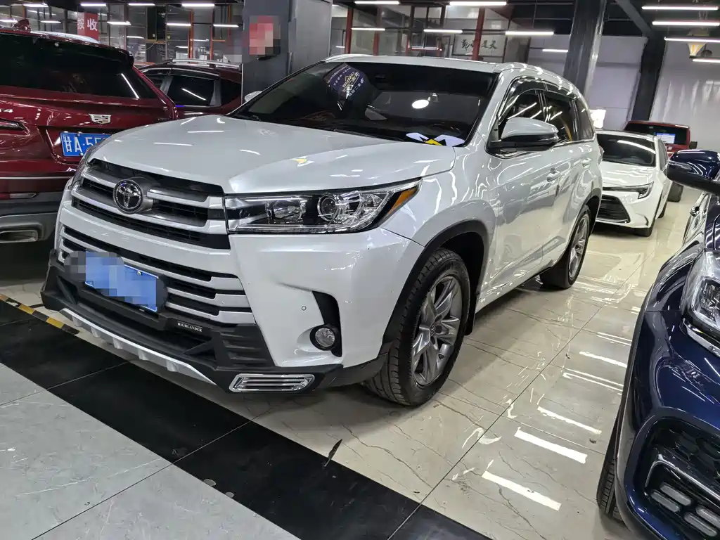 Toyota Highlander 2020