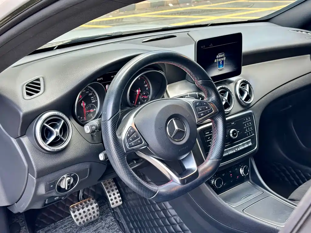 Mercedes-Benz CLA 2018 CLA 220 4MATIC