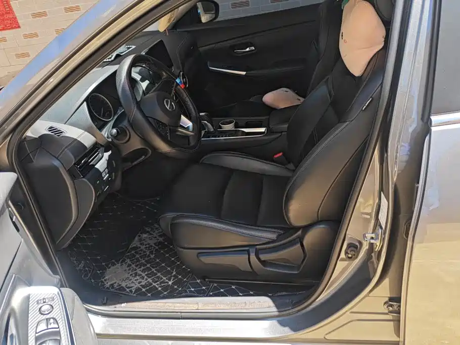 Nissan Sylphy — миниатюра 9