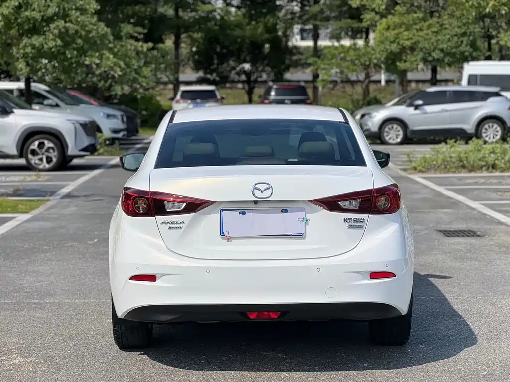 Mazda 3 Axela — миниатюра 5
