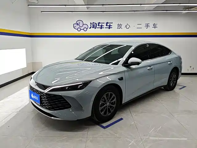 2025 BYD Qin
