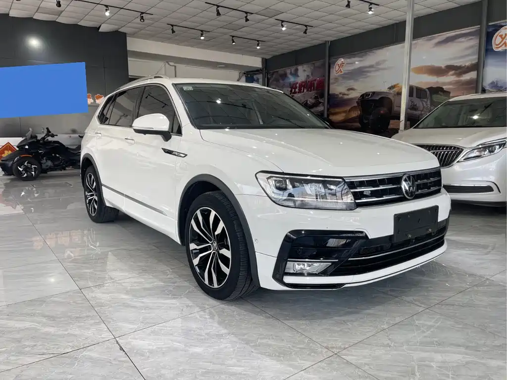 Volkswagen Tiguan L L 2021 330TSI AT R-Line Flagship