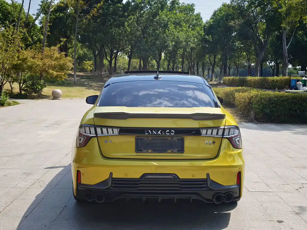 Lynk & Co 03 — миниатюра 5