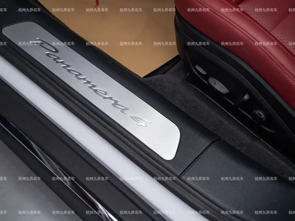 Porsche Panamera — миниатюра 28