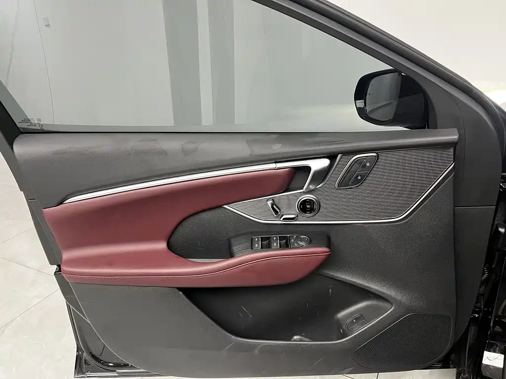 Buick LaCrosse 2026 28T Platinum