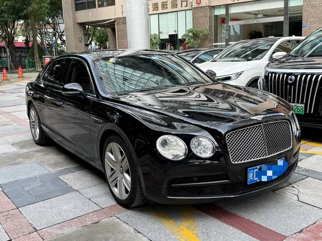 Bentley Flying Spur — миниатюра 3