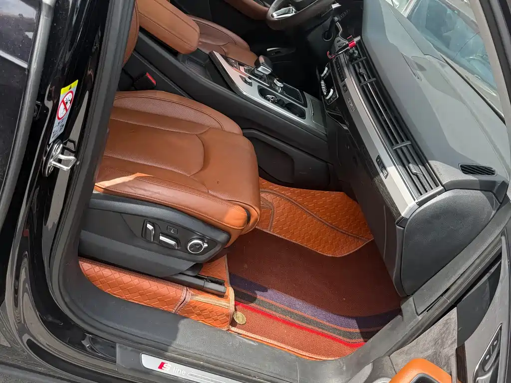 Audi Q7 2018 45 TFSI Luxury