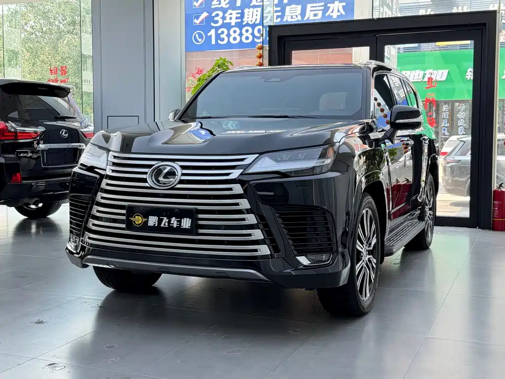 Lexus LX 2025