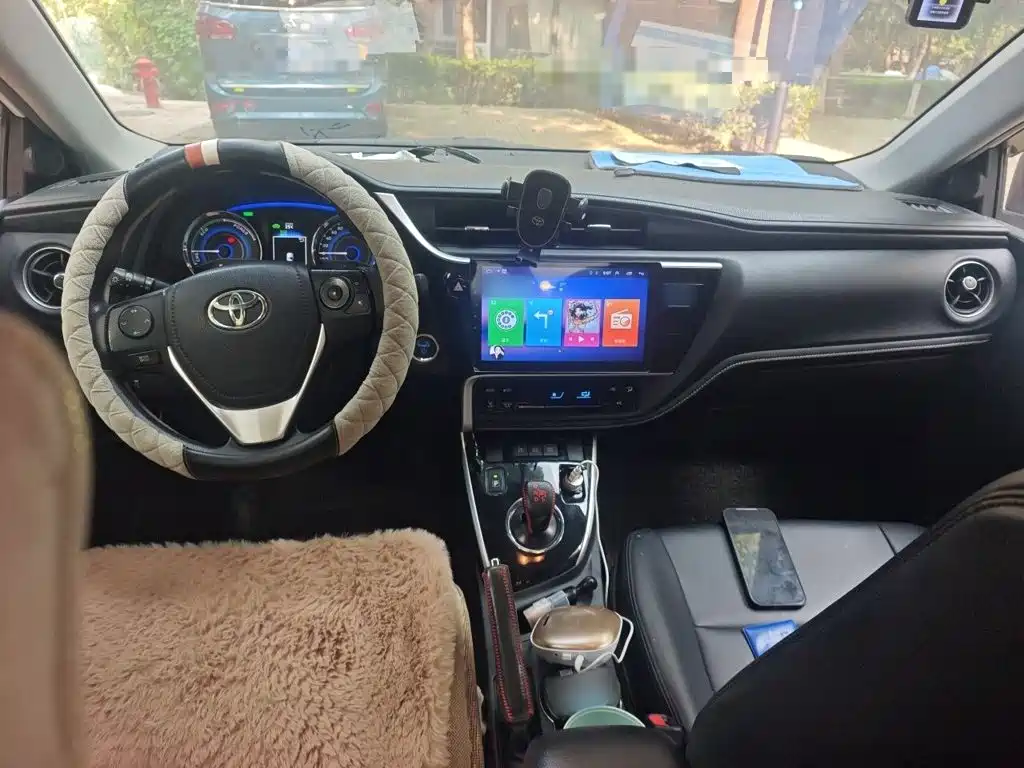 Toyota Corolla — миниатюра 10
